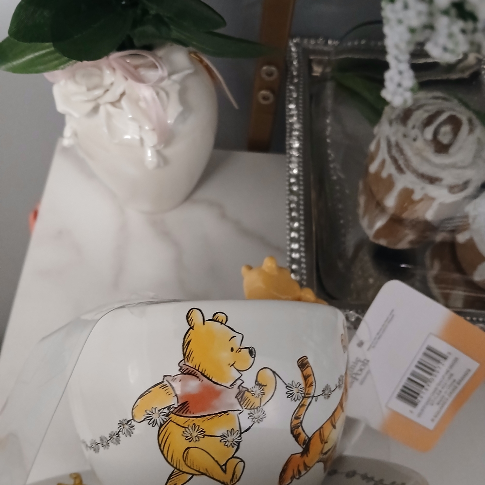 Disney Winnie the Pooh Tea Cup & Saucer Set w Figurine Inside Tea Cup + Tea Bags - Picture 6 of 9